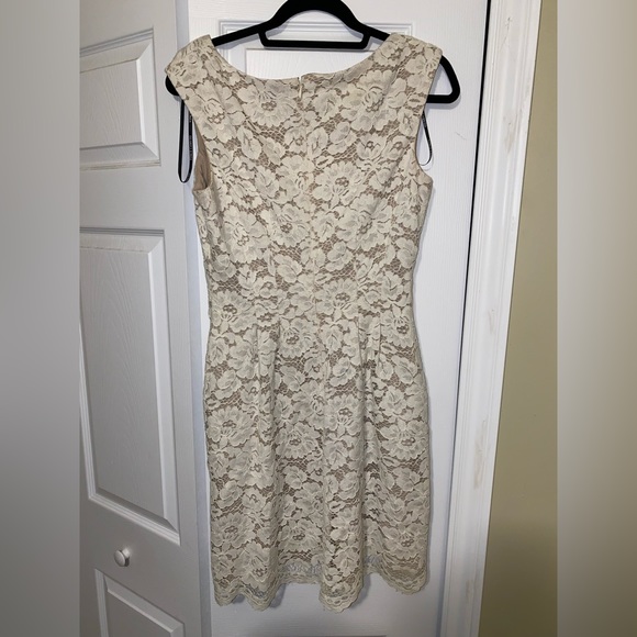 Vince camuto dress- lace - size 8 - Picture 2 of 4